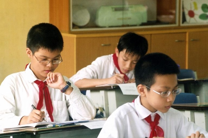 Thực trạng cận thị học đường và biện pháp khắc phục 1