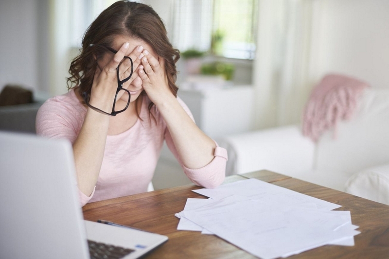 Có nên uống nước gừng mật ong trước khi đi ngủ 1