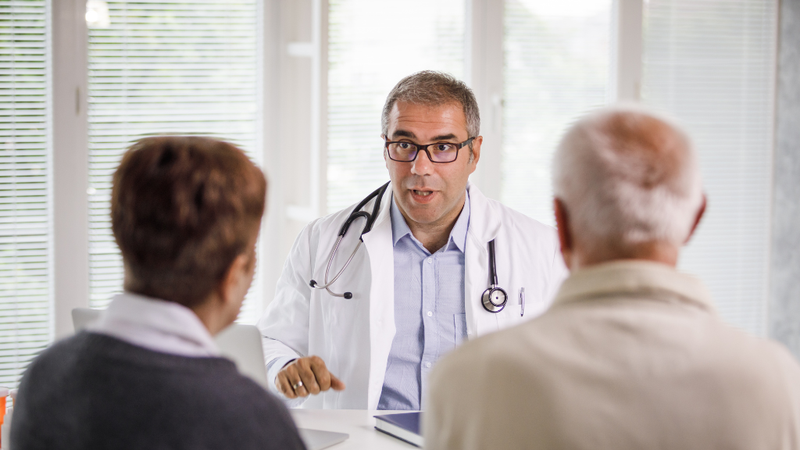 Thuốc nhỏ mắt Ofloxacin có nhỏ tai được không? Cách chọn thuốc nhỏ tai phù hợp 3