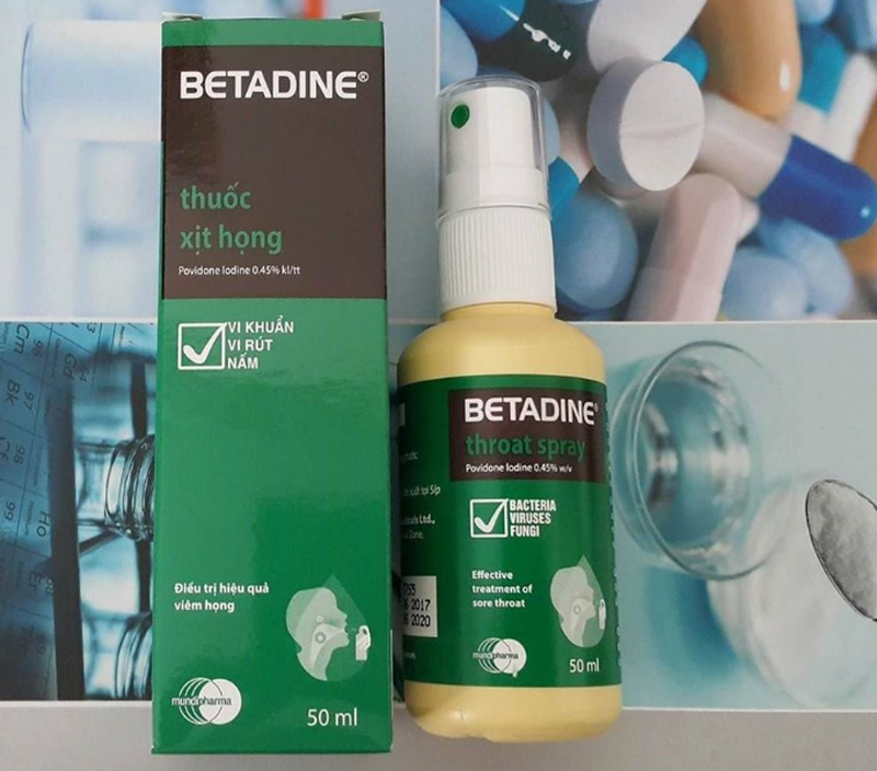 Thuốc xịt họng Betadine có nuốt được không? Cách xử lý khi nuốt Betadine 3