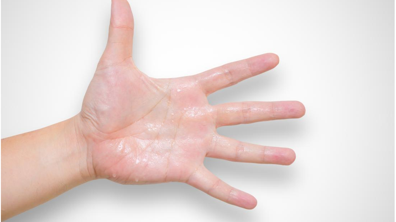 thuoc-xit-mo-hoi-tay-chan-tren-thi-truong-hien-nay-co-nhung-loai-nao 1