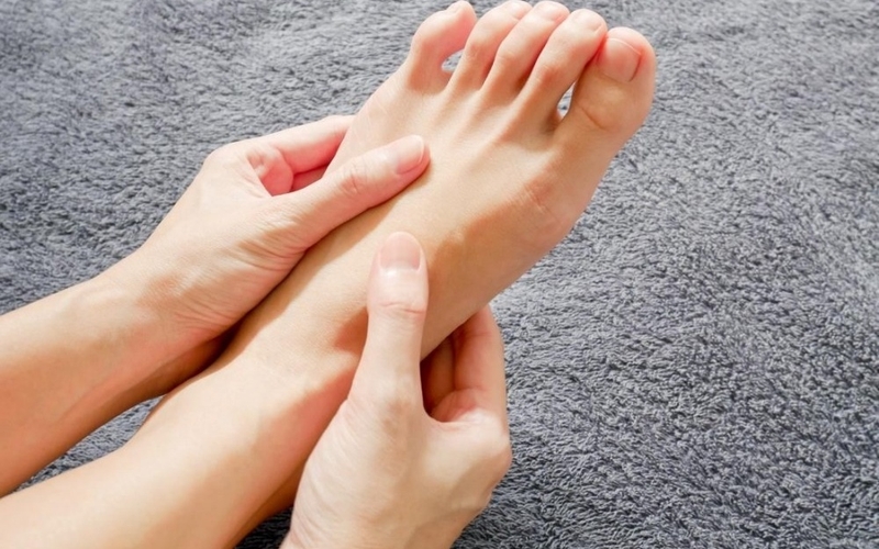 Thường xuyên tê bì tay chân có nguy hiểm không? 2