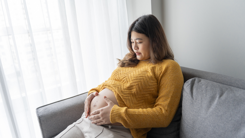 Bị thủy đậu khi mang thai tiềm ẩn nhiều rủi ro cho cả mẹ và thai nhi