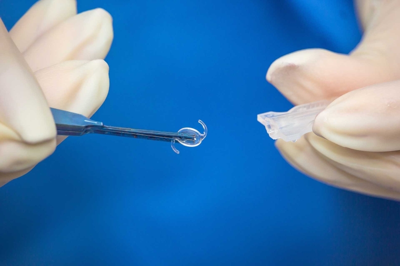 Thủy tinh thể đơn tiêu cự và thủy tinh thể nhân tạo đa tiêu cự 1