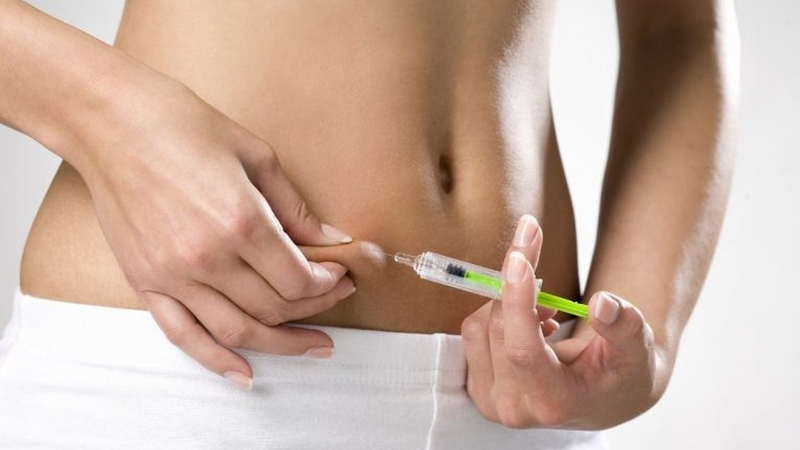 Tiêm kích trứng có đau không? Có tác dụng phụ gì không? 1