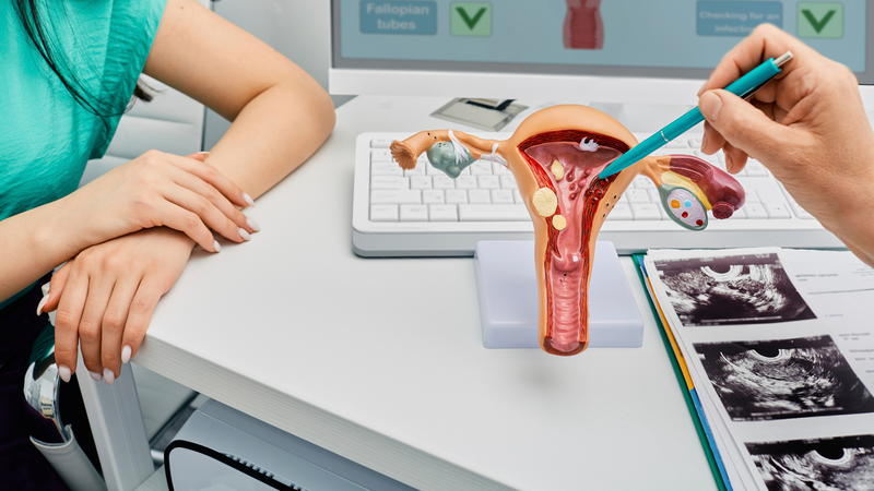 Tiêm thuốc kích trứng sai giờ có thể khiến các nang trứng phát triển không đồng đều