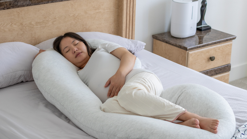 Sinh hoạt hợp lý giúp mẹ bầu giảm cảm giác khó chịu sau tiêm