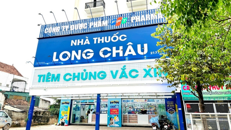 Tiêm vắc xin 6 trong 1 ở đâu tại Nghệ An an toàn? Trung tâm Tiêm chủng Long Châu là nơi tiêm phòng vắc xin đảm bảo uy tín