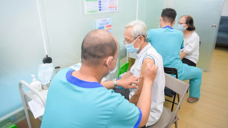 Người cao tuổi là đối tượng được khuyến cáo nên tiêm phòng Cúm định kỳ