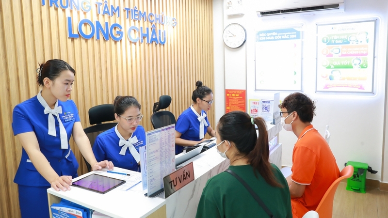 Khách hàng có thể đăng ký tiêm vắc xin cúm trực tiếp tại Trung tâm Tiêm chủng Long Châu Sơn La