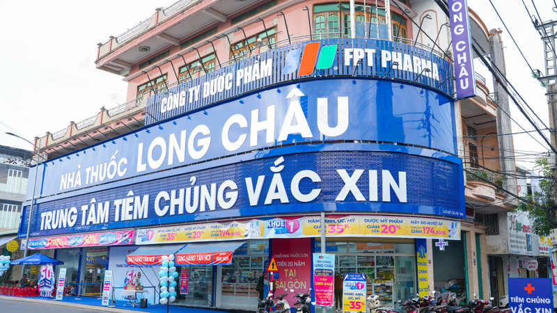 Vắc xin tại Long Châu được nhập khẩu chính hãng và bảo quản trong hệ thống dây chuyền lạnh đạt chuẩn quốc tế
