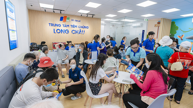 Tiêm Chủng Long Châu là địa chỉ được nhiều phụ huynh tin tưởng khi có nhu cầu tiêm vắc xin cho trẻ