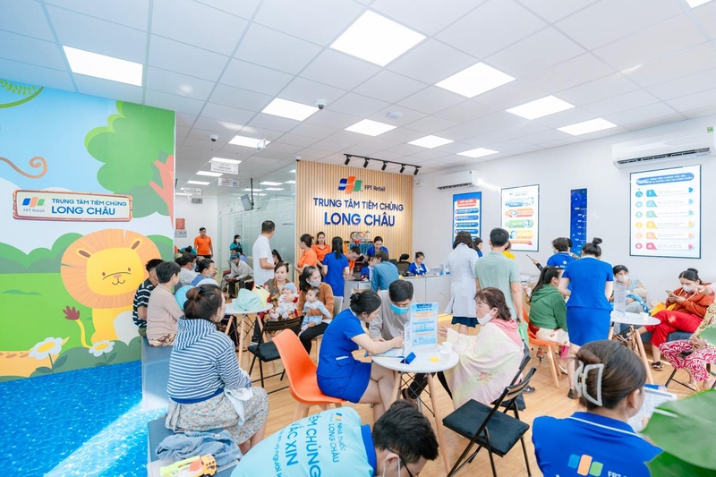 tiem-vac-xin-sot-xuat-huyet-o-dau-tai-quan-tan-binh-dia-chi-gia-tiem-phong-nhu-the-nao 2.jpg