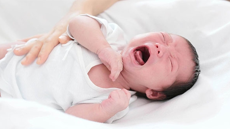 Tiếng khóc của trẻ sơ sinh: Nguyên nhân và cách xử lý hiệu quả 2