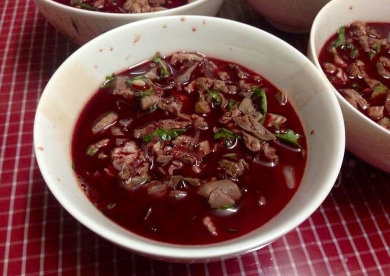 Liệu rằng ăn tiết canh ngan có sao không? 1