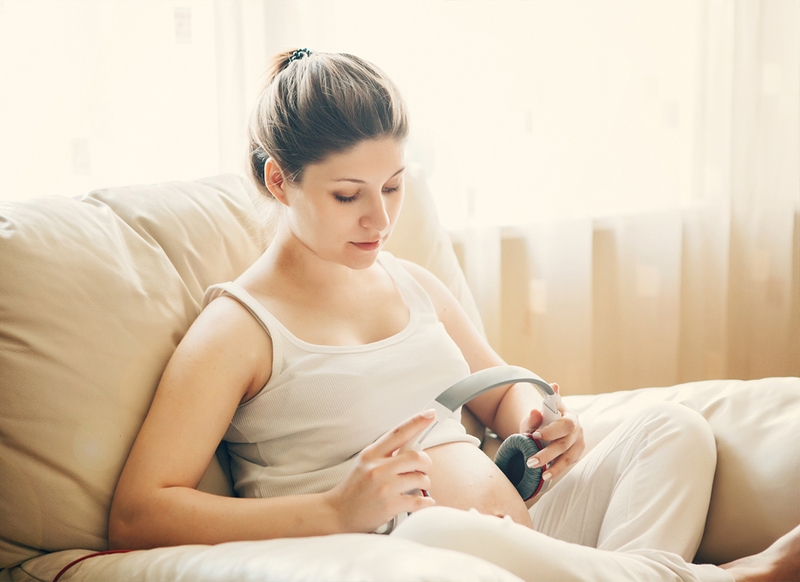 Tiết Lộ Sự Thật: Mẹ bầu nói to có ảnh hưởng đến thai nhi hay không? 4