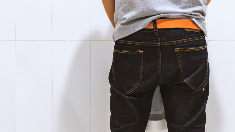 Tiểu buốt tiểu rắt ở nam giới là tình trạng khá phổ biến