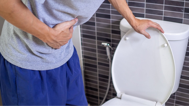 Tiêu chảy kèm phân đen lỏng có thể là dấu hiệu cảnh báo ung thư đường tiêu hóa