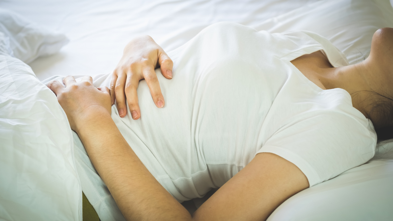 Ở đa số phụ nữ, tiêu chảy chỉ kéo dài 1–2 ngày đầu của kỳ kinh và tự cải thiện khi nồng độ prostaglandin giảm