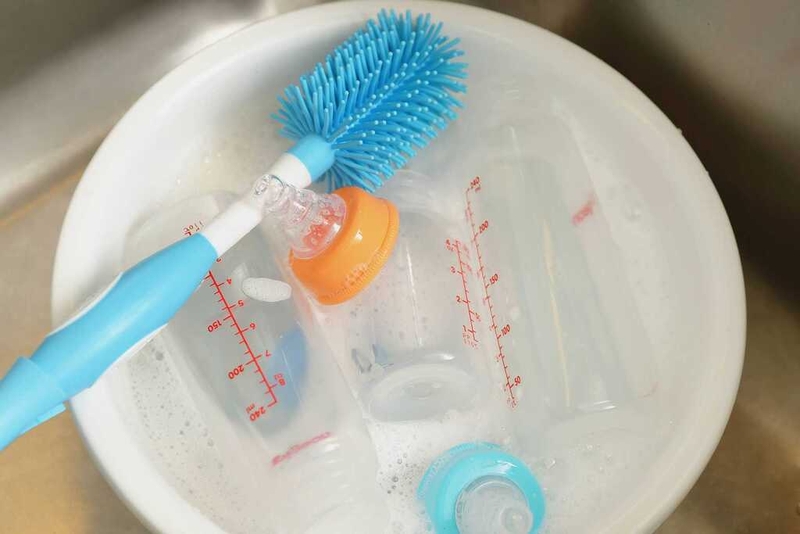 Tiêu chí lựa chọn nước rửa bình sữa và một số loại nước rửa bình sữa được các mẹ tin dùng 1