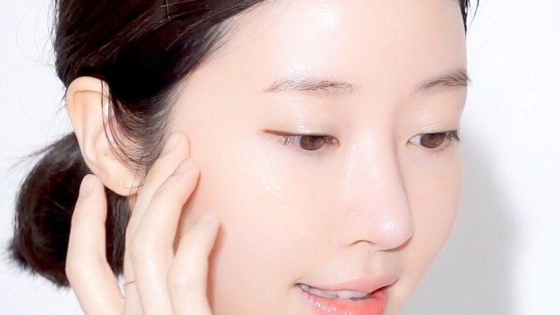 Các hoạt chất dưỡng da căng bóng là một phần không thể thiếu trong quy trình chăm sóc da