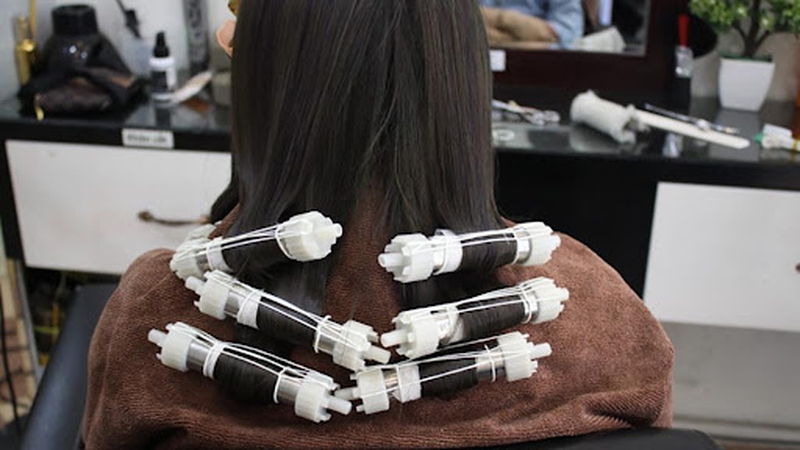 tim-hieu-cach-su-dung-thuoc-uon-toc-dung-quy-chuan-an-toan-hieu-qua 3