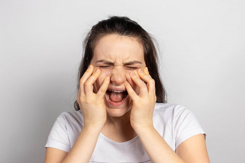 Tìm hiểu phương pháp phẫu thuật nội soi thần kinh điều trị đau dây thần kinh số V 1