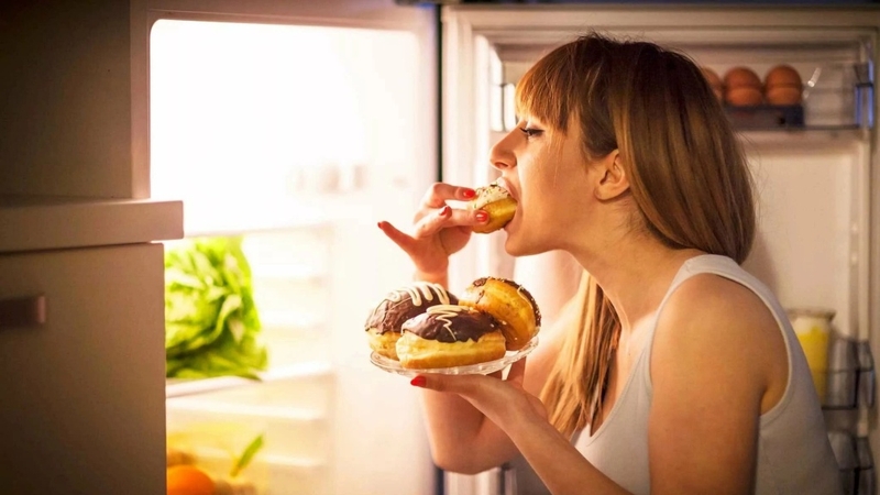 Tìm hiểu về chứng cuồng ăn vô độ và cách kiểm soát 1