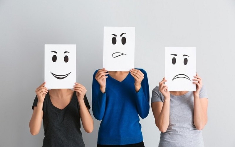 tim-hieu-ve-hach-hanh-nhan-noi-chua-dung-cam-xuc 2