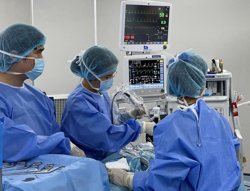 Tìm hiểu về phương pháp phẫu thuật u hốc mắt là gì? Quy trình thực hiện ra sao? 2