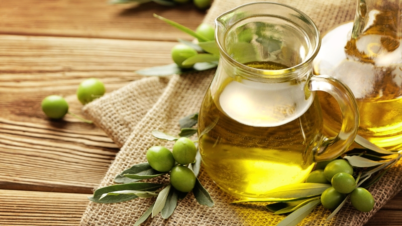 Tinh dầu dưỡng tóc là gì? Hướng dẫn chọn tinh dầu dưỡng tóc phù hợp 6