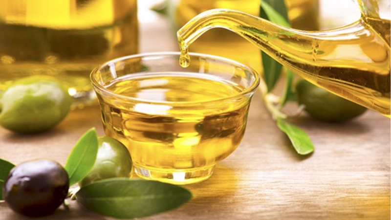 Tinh dầu Màng Tang có tốt không? Sử dụng như thế nào cho hợp lý? 2