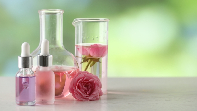 Tìm hiểu tinh dầu nước hoa là gì