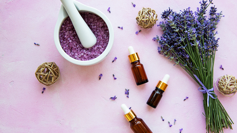 Lưu ý với người có bệnh lý hoặc cơ địa dị ứng khi dùng tinh dầu hoa oải hương