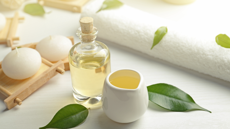 Tinh dầu tràm trà: 6 công dụng tuyệt vời trong làm đẹp 2