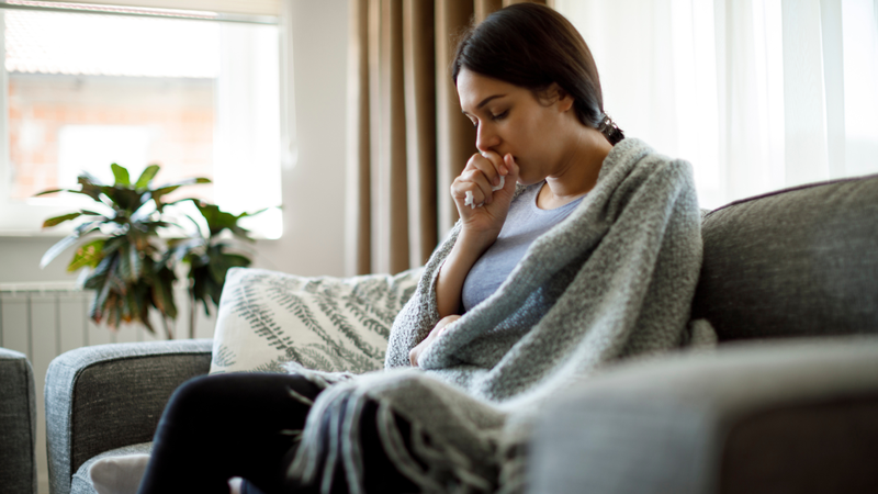 Hỗ trợ làm dịu cơn ho và bảo vệ đường hô hấp