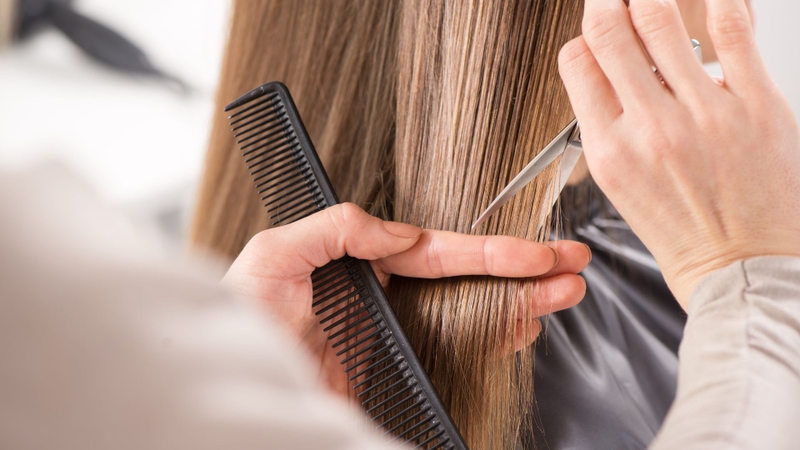 Tóc bị chẻ ngọn có nên cắt không? Giải đáp và hướng dẫn chăm sóc hiệu quả 3