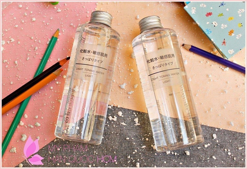 review-nhanh-5-loai-toner-cho-da-hon-hop-thien-dau-duoc-ua-chuong-nhat-2