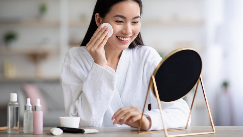 Toner cho da dầu mụn và những điều bạn cần biết 6