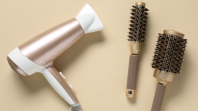 Lược tạo phồng giúp tạo kiểu tóc nhanh chóng và dễ dàng