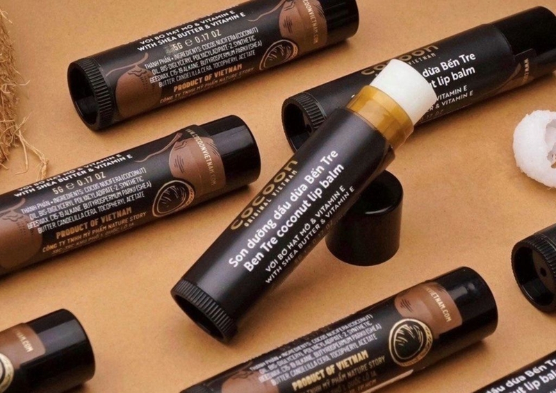 Top 10 sản phẩm son dưỡng môi hồng tự nhiên được chị em yêu thích nhất 3