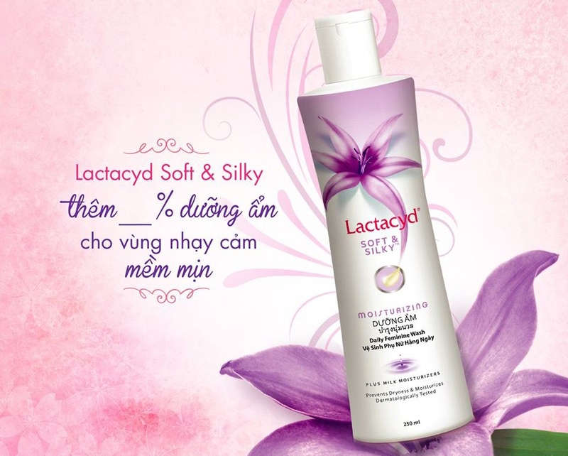 Dung dịch vệ sinh phụ nữ Lactacyd được bác sĩ khuyên dùng trong năm 2022