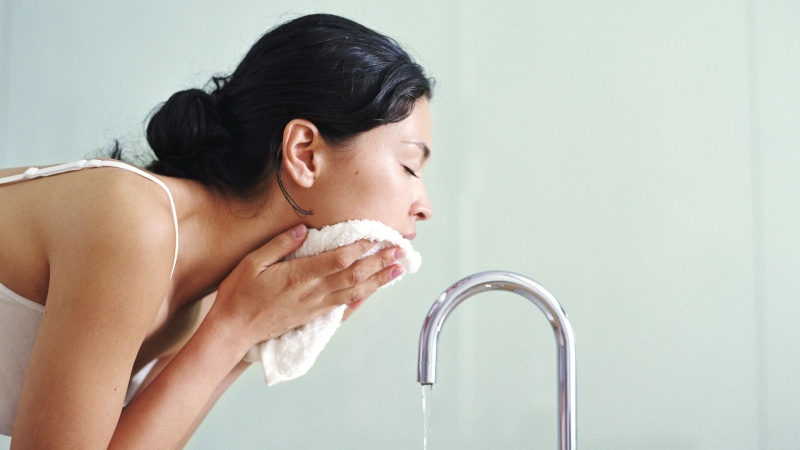 Top 5 cách phục hồi da mặt mỏng đơn giản tại nhà! 3