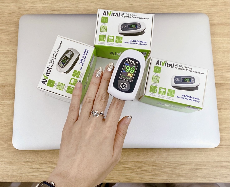 Thiết bị đo nhịp tim Spo2 Alvital