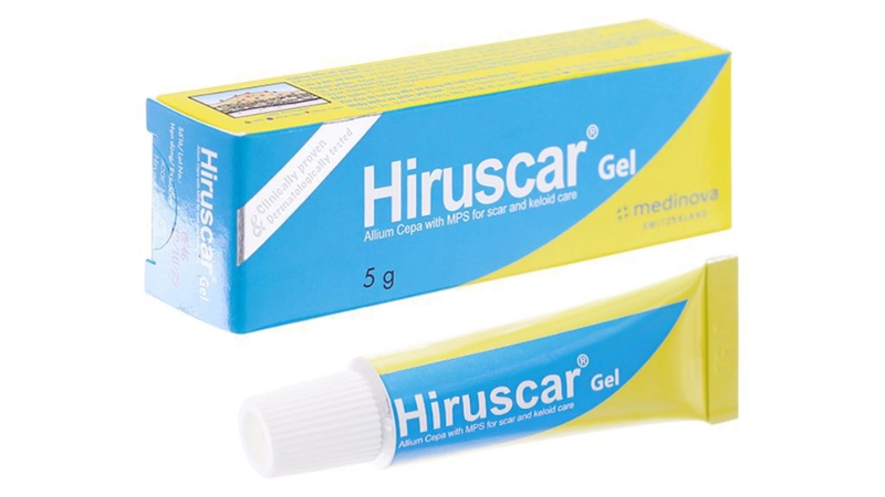 Gel bôi Hiruscar kết cấu mỏng nhẹ, thấm nhanh trên da