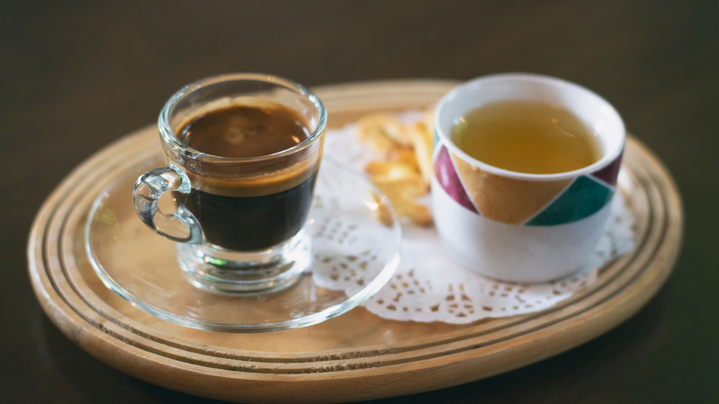 Duy trì sự tỉnh táo trong công việc bằng lượng caffeine vừa đủ