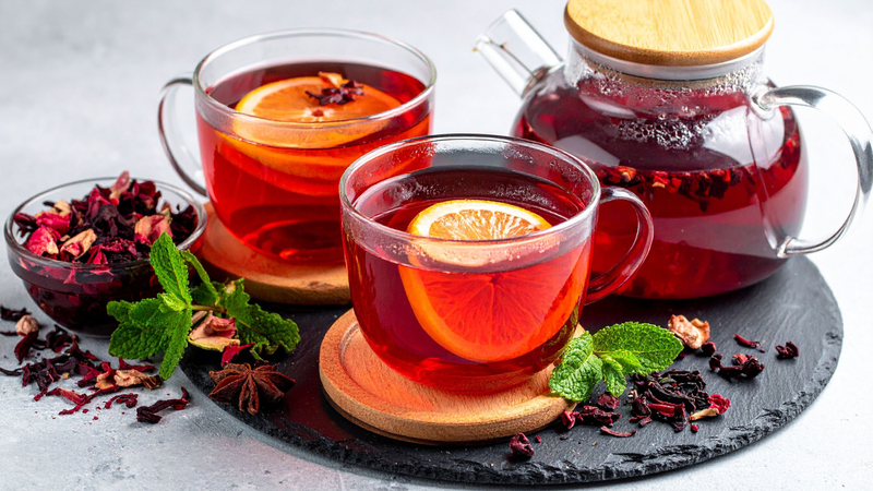 Thưởng thức trà hibiscus thường xuyên có thể hỗ trợ sức khỏe tim mạch
