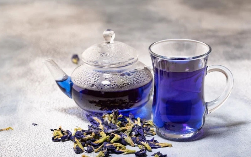 Trà hoa đậu biếc có màu tím đậm và hương thơm dịu ngọt