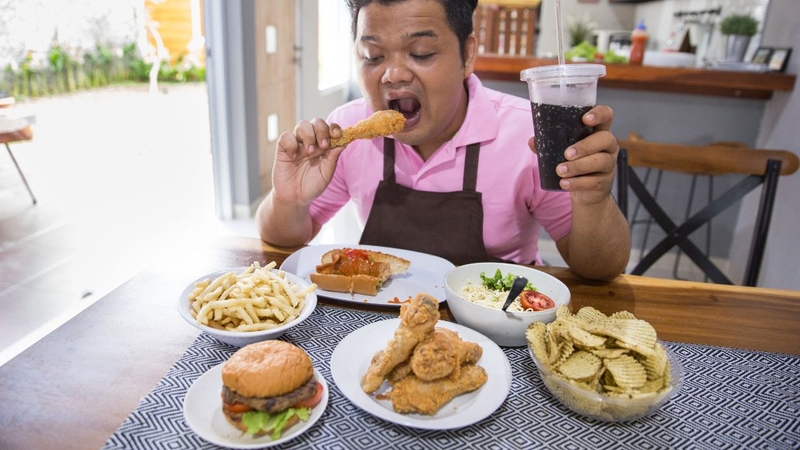 Trầm cảm ăn nhiều&nbsp;là tình trạng nhiều người bệnh gặp phải