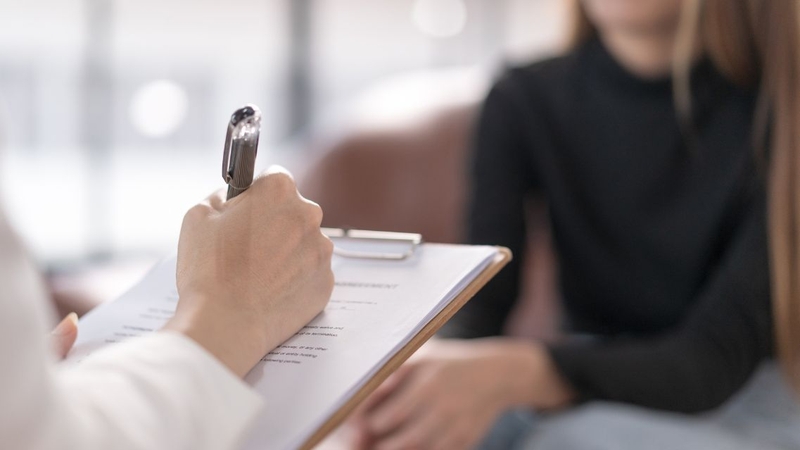 Thăm khám chuyên khoa sớm giúp chẩn đoán chính xác và điều trị trầm cảm hiệu quả